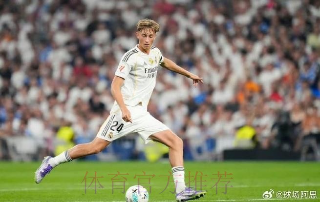 赫伊森身价再涨1000万 现7000万排中卫榜第6 赫伊森身价再涨1000万 现7000万排中卫榜第6