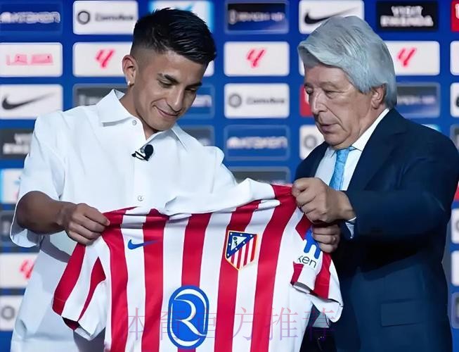 皇马将马斯坦托诺注册到二队 被质疑钻法规的空子 皇马将马斯坦托诺注册到二队 被质疑钻法规的空子